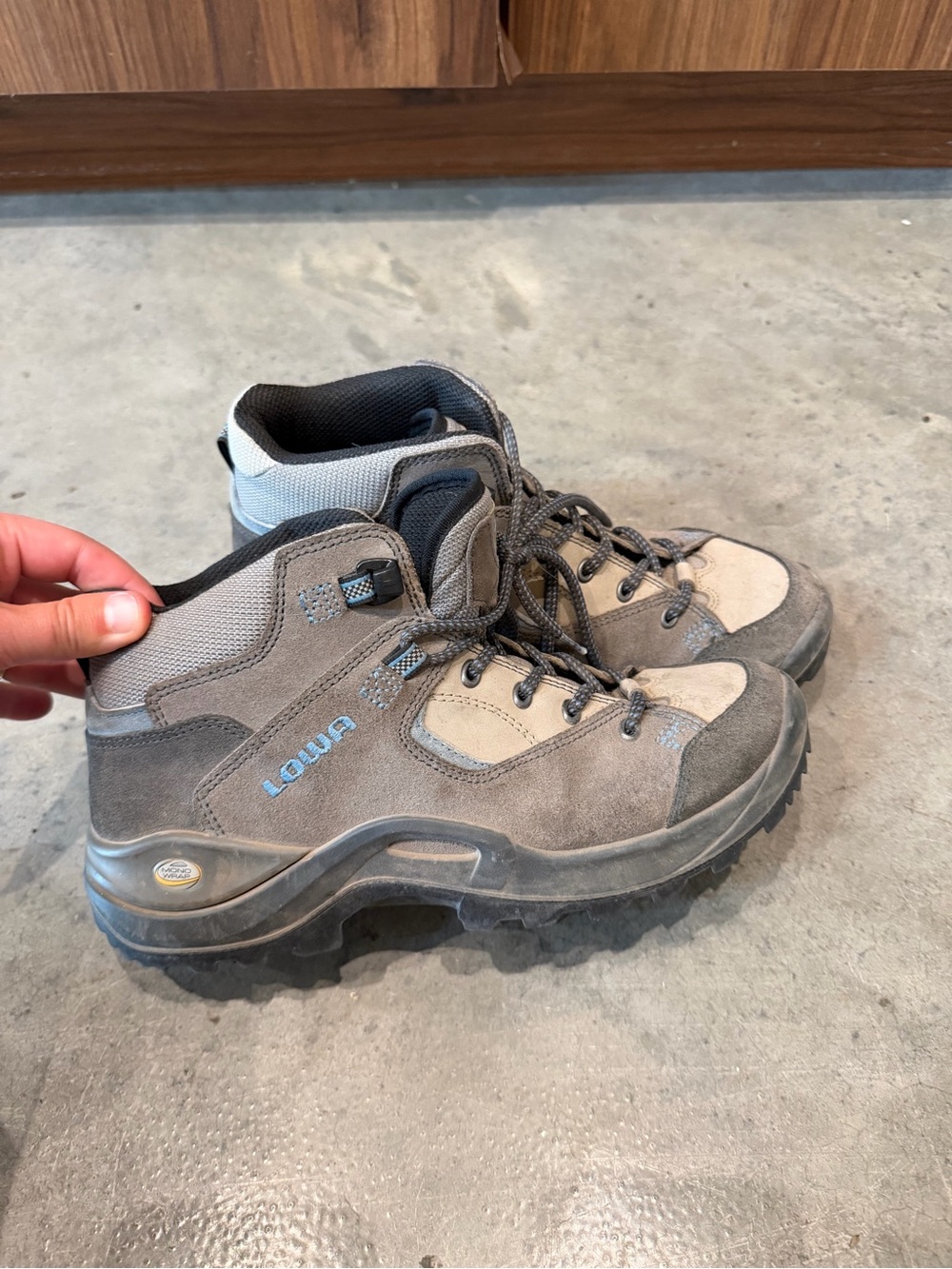 Women’s Lowa tempest qc boots